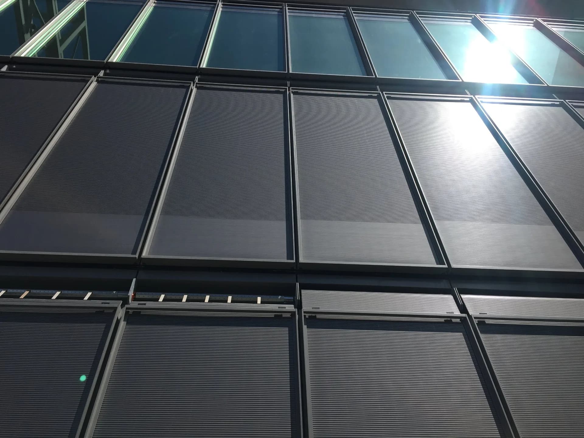 Brise-Soleil & Aluminium Shutters: Façade Shading